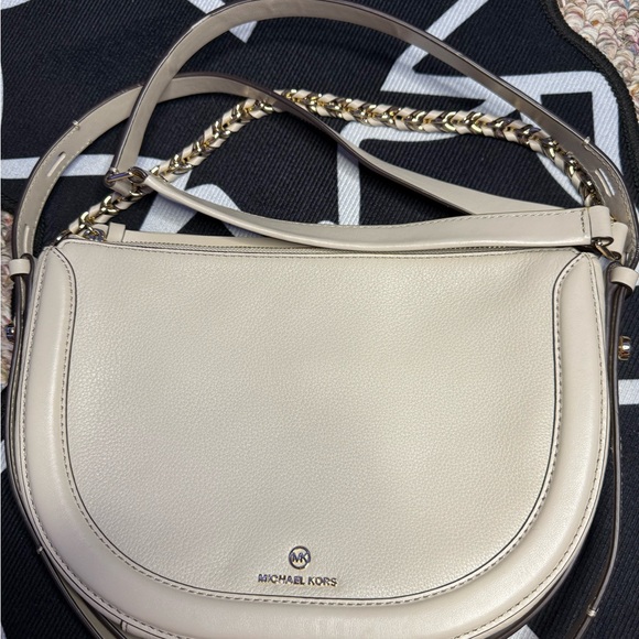 Michael Kors Jagger Messenger Crossbody Bag - Picture 2 of 6